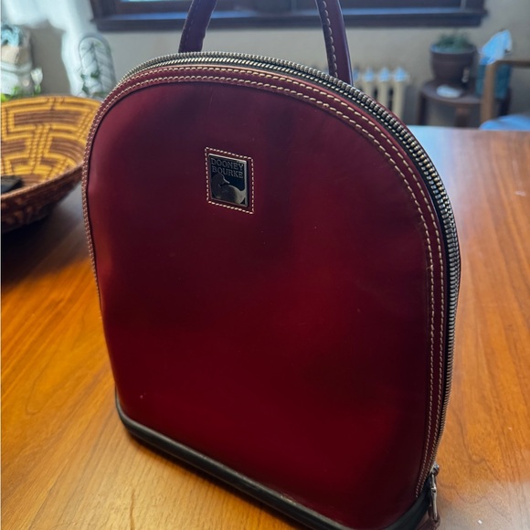 Dooney & Bourke leather zippod backpack - Picture 2 of 3